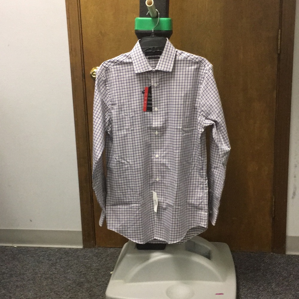 Tommy Hilfiger men’s long sleeve button down shirt